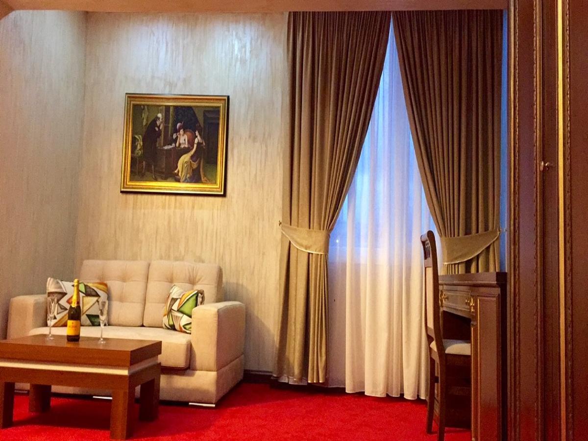 Rozafa Hotel ชโคเดอร์ ภายนอก รูปภาพ